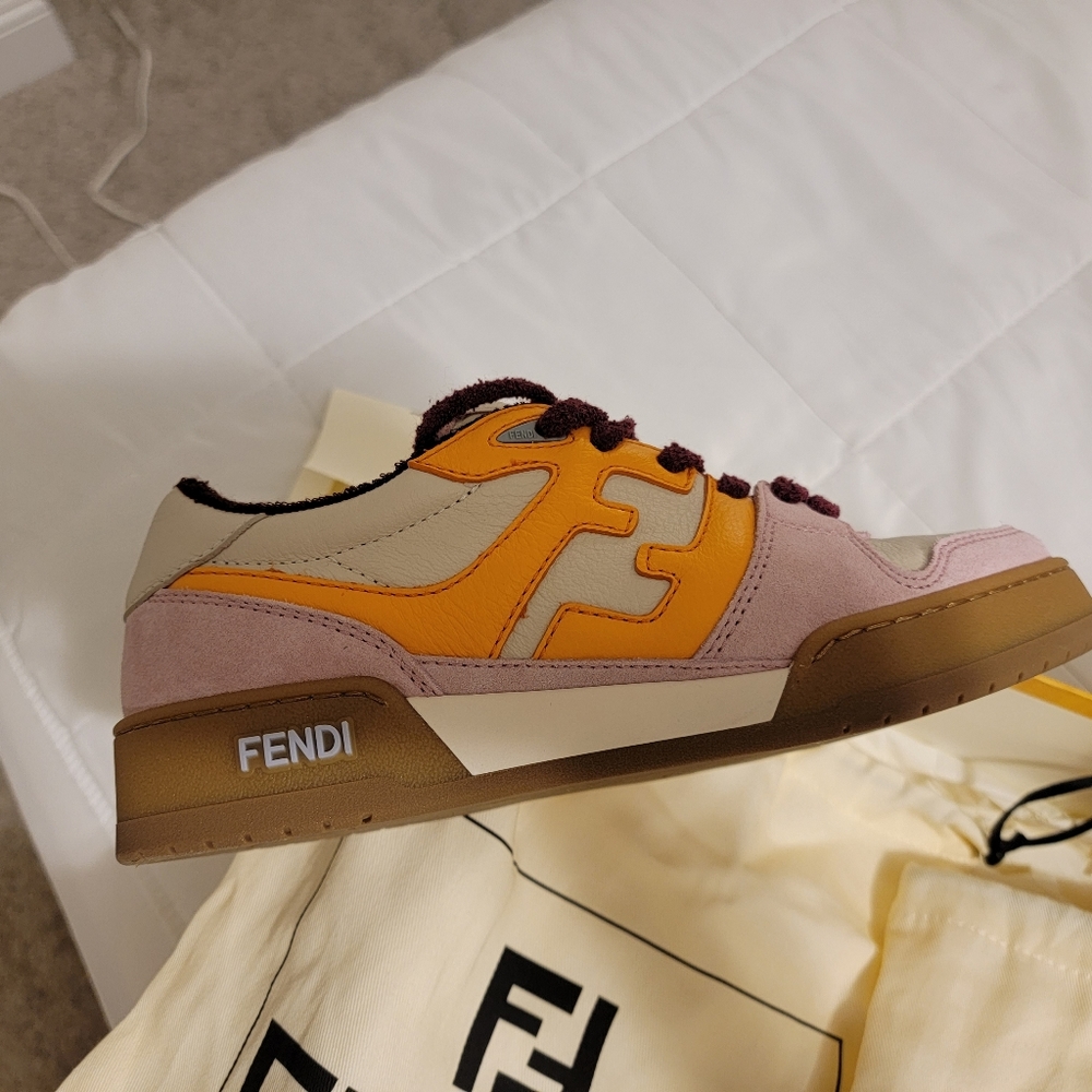 Fendi sneakers size 37